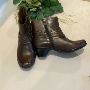 Clark’s Ankle Boot